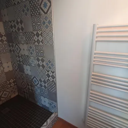 Pasteur - Tres - Climatisation, Parking 公寓 波城